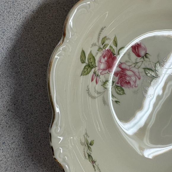 Rosenthal Courtship Round Vegetable Bowl w/handles 9” pompadour selb Germany - Picture 4 of 7